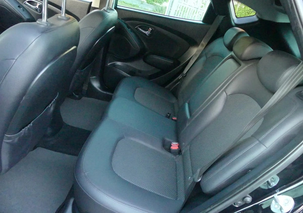 Hyundai ix35 cena 42900 przebieg: 165000, rok produkcji 2013 z Radom małe 407